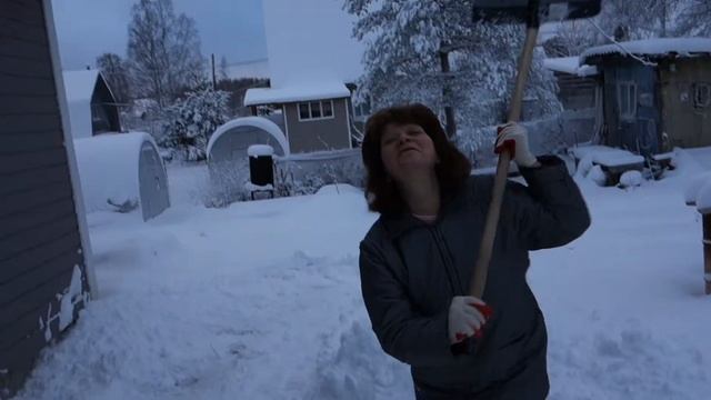 Уборка снега посредством вспомогательной техники смотреть онлайн