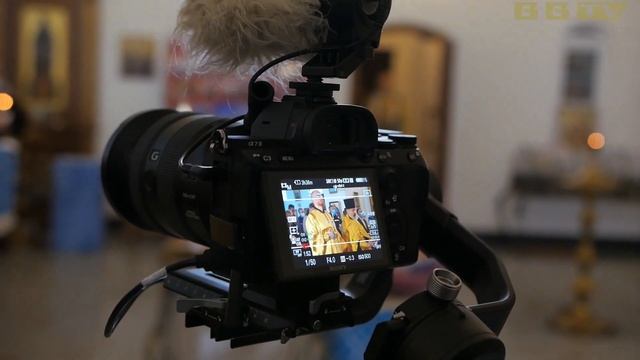 Пока не меркнет свет, пока горит свеча... смотреть онлайн