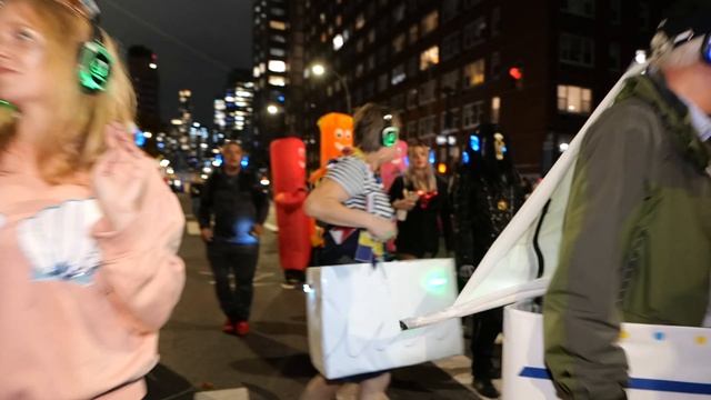 Праздник Хэллоуин в Нью-Йорке 2022.mkv