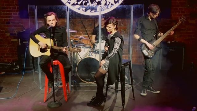 Ярослав Баярунас, Вера Свешникова - С любимыми не расставайтесь (Клип) смотреть онлайн