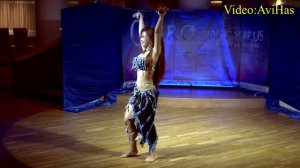 Anna Zhludova Belly Dancer - Drum Solo