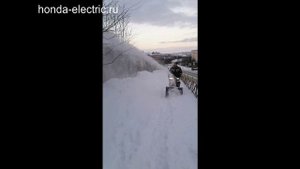 Снегоуборщик EVOline SBG 760 THE HYDRO