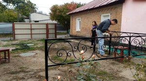 Изделие в металле. Холодная ковка. Кованая оградка своими руками.