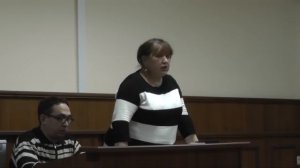 "Прошу всех встать, Суд идет."