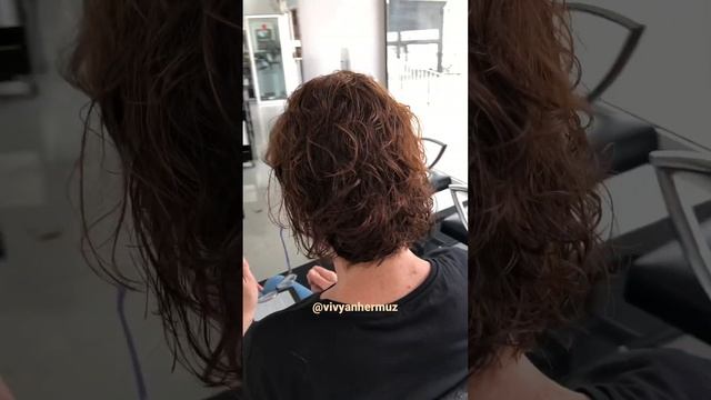 Curly Layered haircut || Hair transformation || Bob hairstyle || vivyan hermuz || curly hair || cur