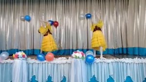 Казахский танец : Дуэт