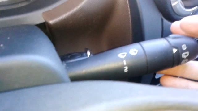 Видео: Как пользоваться дворниками в ЛАДА ЛАРГУС? смотреть онлайн