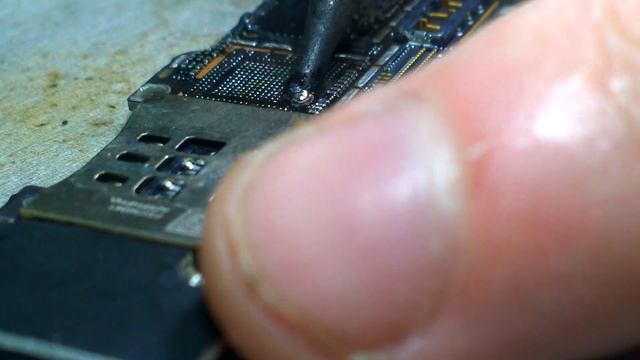 iPhone 5c, ПОСЛЕ ДР МАСТЕРОВ нет сети смотреть онлайн