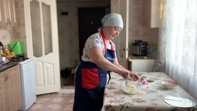 Впала в детство.Домашний тортик,как при СССР.Быстро ,просто и вкусно. Продолжение........