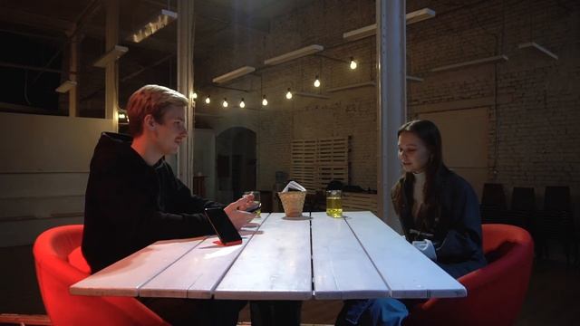 Ваня Борисовна - о дизайне одежды, работе с брендами и сложностях професии / Подкаст Yavlenie #2 смотреть онлайн