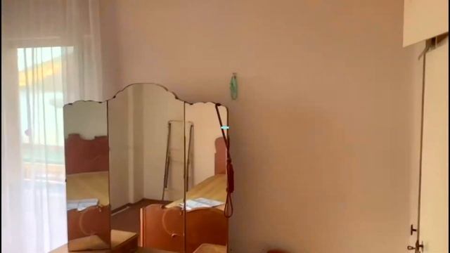 Продается квартира в Греции на первой линии моря. Цена 140 000 евро. Лутраки. Недвижимость в Греции