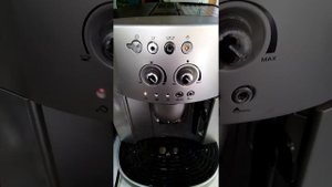 Кофемашина Delonghi при включении мигает 1-2чашки кофе и пар
