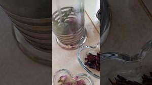 Полезный чай из бутонов чайной розы.