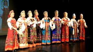 "Через Реченьку Мосток"