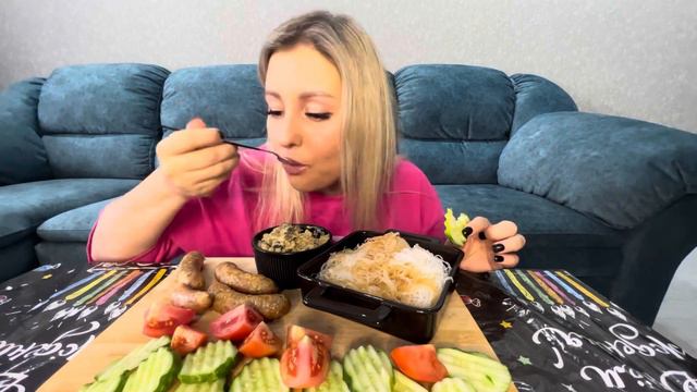 МУКБАНГКупаты куриныеФунчозаБаклажаныкак грибыМеня обозвали жабой