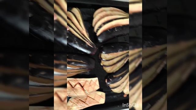 Баклажаны веером в духовке с помидорами. Қазақша рецепт .EGGPLANT смотреть онлайн