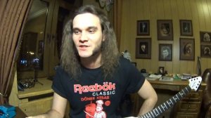 Умеет ли Серёжка Браславский из BRAINLEZZ хоть немного играть на гитаре?