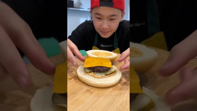 UFO BURGER?Бургер в форме НЛО