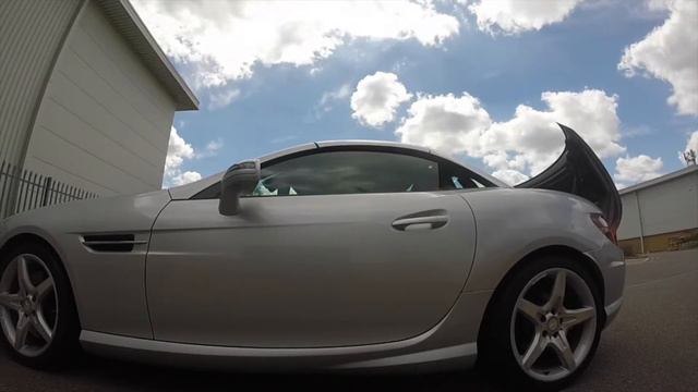 Mercedes SLK 200 AMG смотреть онлайн