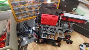 Финал сборки танка! Супер танк из лего техник. Часть 5