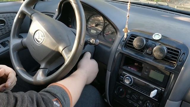 Как завести машину с толкача если разрядился аккумулятор