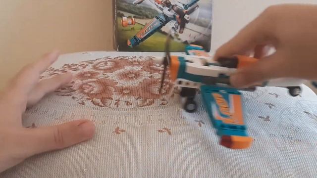 Обзор набора Лего Техник Скоростной самолёт (42117)