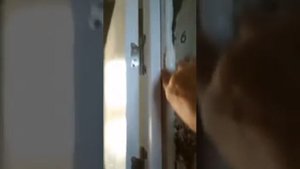 Установка межкомнатной двери на закладной брус.