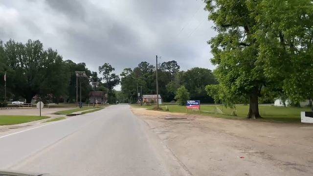 Here's What The Most Redneck City In Florida Looks Like смотреть онлайн