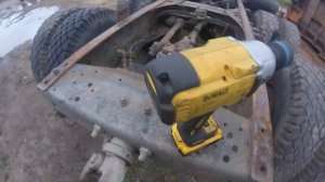 В восторге от покупки! Гайковерт DeWalt DCF 899p2 аккумуляторный. Delighted with the purchase!