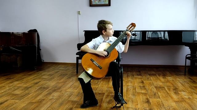 Ф. Молино Модерато смотреть онлайн