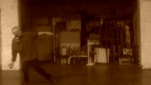 Этюд "Игра с камнем" // Биомеханика Мейерхольда // Исполняет Алексей Левинский