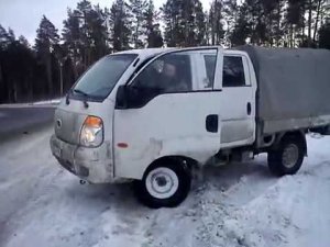Киа Бонго. На снегу.