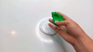 ПРОВЕРКА РЕЦЕПТОВ КАК СДЕЛАТЬ СЛАЙМ ИЗ ПЛАСТИЛИНА / СЛАЙМ ИЗ КЛЕЯ ЛУЧ ИЗ 2 ИНГРЕДИЕНТОВ