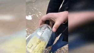 На берегу Азовского моря нашли бутылку с запиской