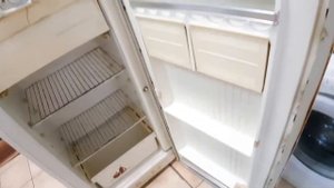 Холодильник "Юрюзань" цена 3000р