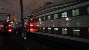 ЭП20-026 отправляется с поездом N024М Москва - Казань