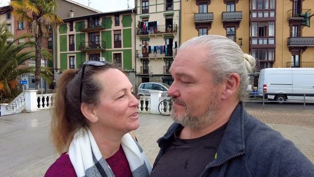 Eindelijk steken we de grens over naar Spanje | bar hoppen in San Sebastian | VLOG 36 смотреть онлайн