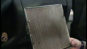 Changing a Air Cabin Filter in a Toyota Echo