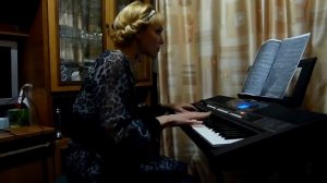 Чардаш Монти на синтезаторе.