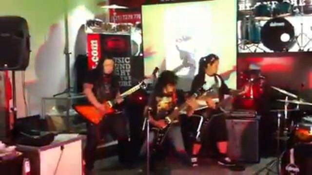 Betrayer performance with Dean Guitars - Megalomaniac смотреть онлайн