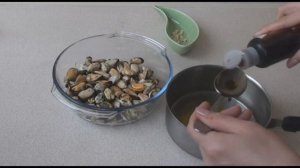 Как вкусно замариновать мидии