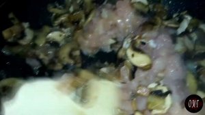 Блины с курицей и грибами. Pancakes with chicken and mushrooms.