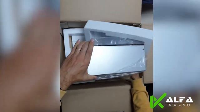 Гибридный инвертор Must PH18-3024 PLUS MPK 3кВт. Распаковка. смотреть онлайн