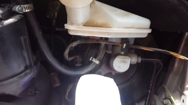 Comment changer un émetteur et récepteur d'embrayage смотреть онлайн