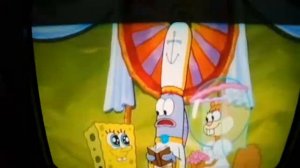 Губка боб поженился в пьесе на сенди