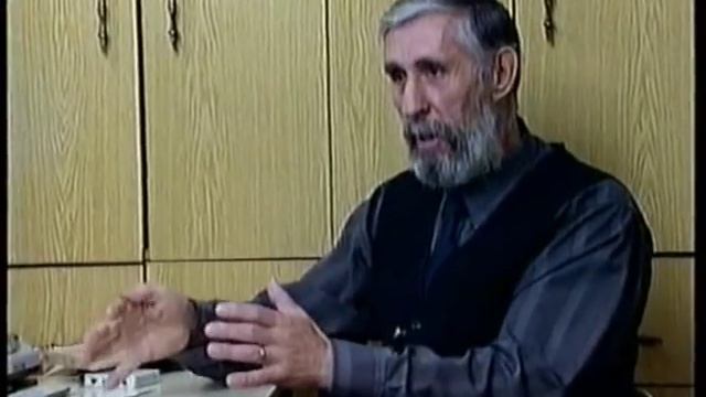 Приоткрывая занавес игральных карт смотреть онлайн