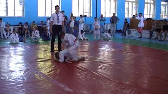 СейтУмеров Э. 4 смотреть онлайн