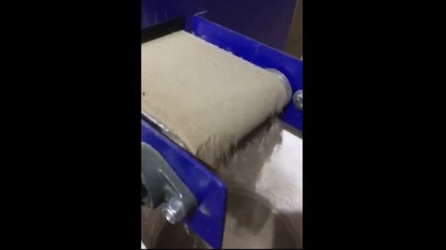 Выбивания пыли из ковра в Пензе на фабрике Ковр-Блеск смотреть онлайн