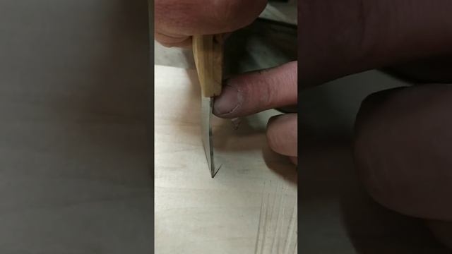 Нож для резьбы по дереву. Сталь р18. Рукоять-карельская берёза. смотреть онлайн