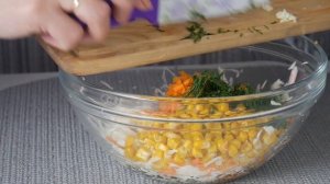 И почему я раньше так не готовила? Салат из свежей капусты с морковью, кукурузой
